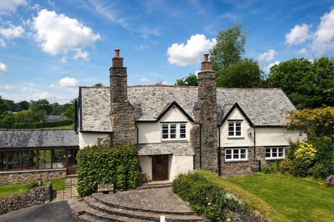 4 bed property, in North Buckland, £925,000