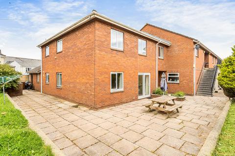 2 bed property, in Jubilee Drive, £159,950