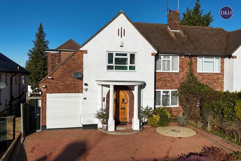 4 bed property, in Langley Way, £1,100,000