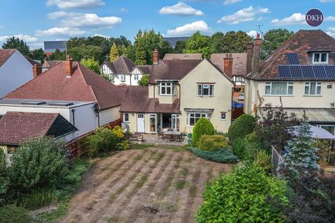 4 bed property, in Cassiobury Drive, £1,150,000