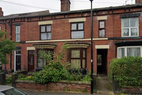 3 bed property, in 45 Wake Road, £220,000