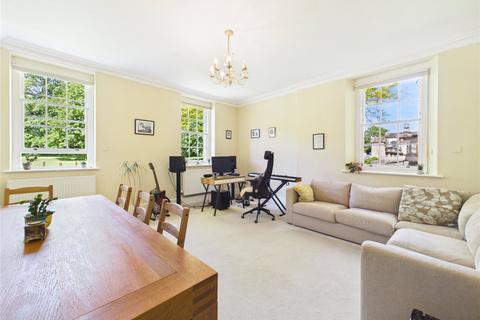 1 bed property, in Long Fox Manor, £219,950