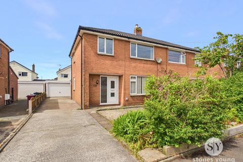 3 bed property, in Newlands Avenue, £249,500