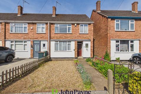 3 bed property, in Harold Road, £230,000
