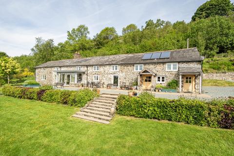 4 bed property, in Llanfair Caereinion, £1,250,000