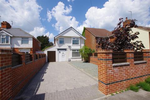 3 bed property, in Stratton Road, £300,000