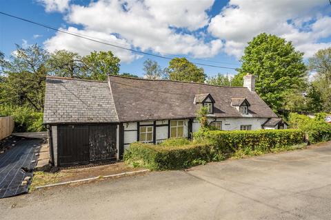 2 bed property, in Llanyblodwel, £225,000