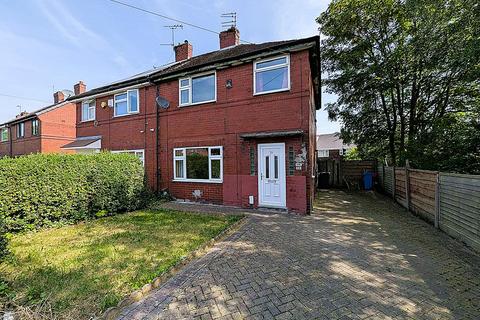 3 bed property, in 24 Sycamore Avenue, £165,000