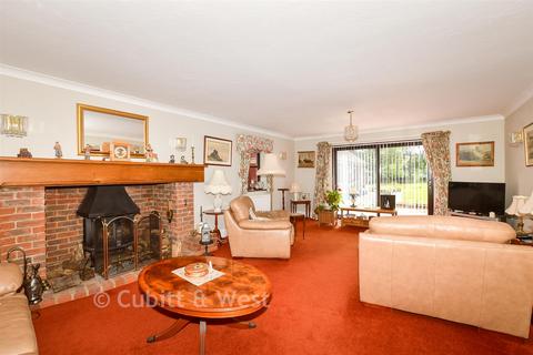 3 bed property, in Colestock Road, £1,000,000