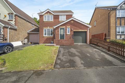 3 bed property, in Derwyn Las, £360,000
