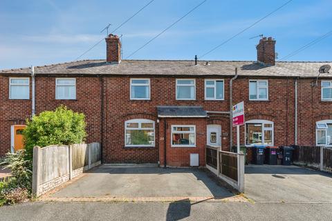 3 bed property, in Meadows Place, £190,000