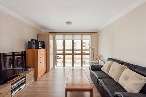 2 bed property, in Folgate Street, £650,000