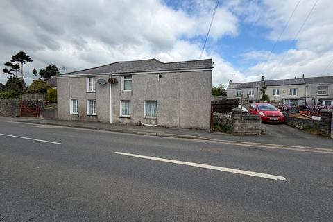 2 bed property, in Bethel Road, £160,000