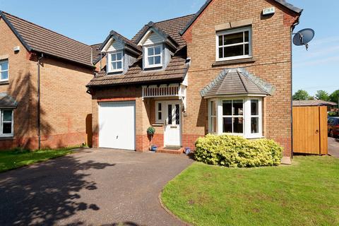 4 bed property, in St. Margarets Avenue, £284,999