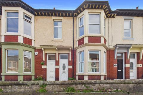 3 bed property, in Eskdale Terrace, £190,000
