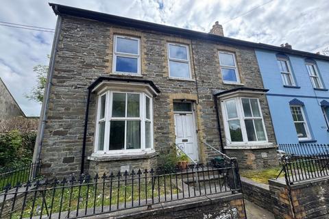 3 bed property, in Lewis Street, £159,000