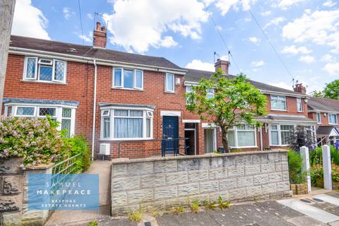 2 bed property, in Richards Avenue, £125,000