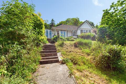 2 bed property, in Warminster Road, £650,000