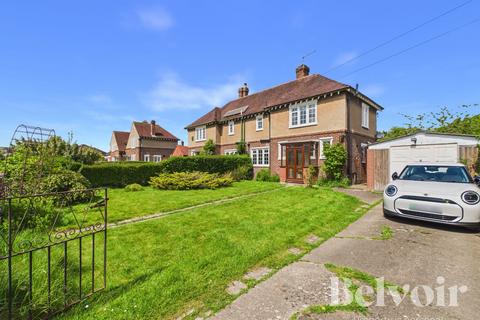 3 bed property, in Harlescott Crescent, £250,000