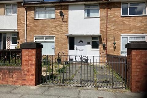 3 bed property, in Broomhill Close, £150,000