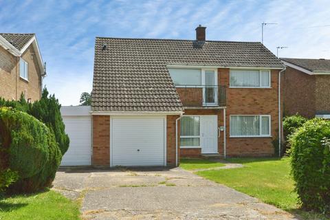 3 bed property, in The Chequers, £425,000