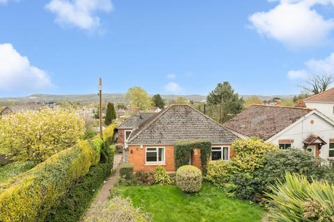 3 bed property, in Touchstone Lane, £325,000