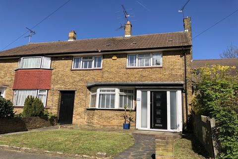 4 bed property, in Hamstel Road, £400,000
