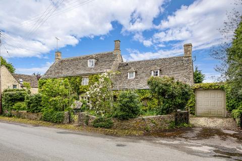 4 bed property, in Marston Meysey, £1,300,000