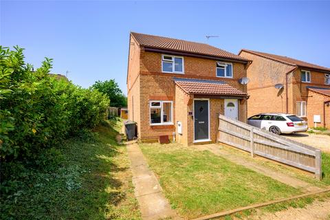 2 bed property, in Norwich Close, £145,000