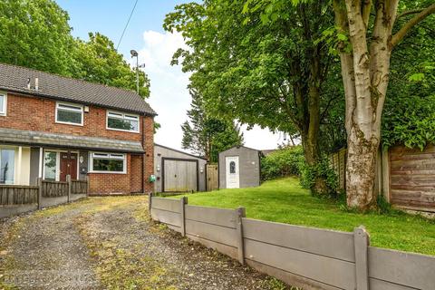 3 bed property, in Romsey Avenue, £275,000