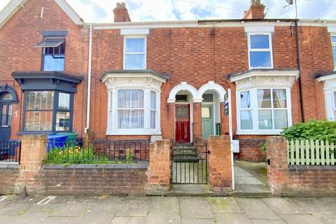 3 bed property, in St. Augustine Avenue, £110,000