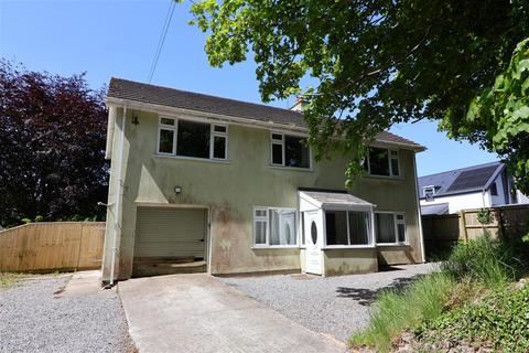 4 bed property, in Ty Newydd, £350,000