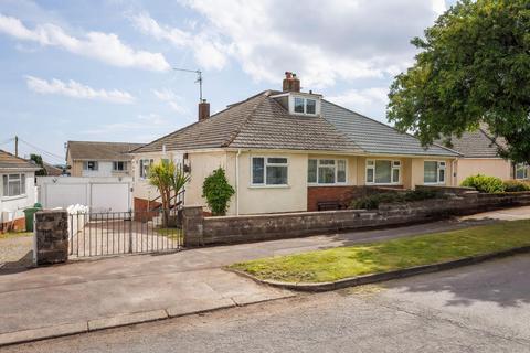 3 bed property, in Heol Uchaf, £335,000