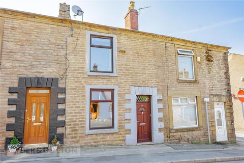 2 bed property, in Oldham Road, £175,000