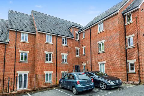 1 bed property, in Providence Court, £152,000