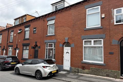 4 bed property, in Latimer Street, £140,000