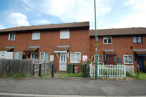 2 bed property, in Winchcombe Road, £350,000