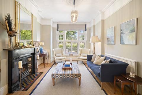 4 bed property, in The Crescent, £3,475,000