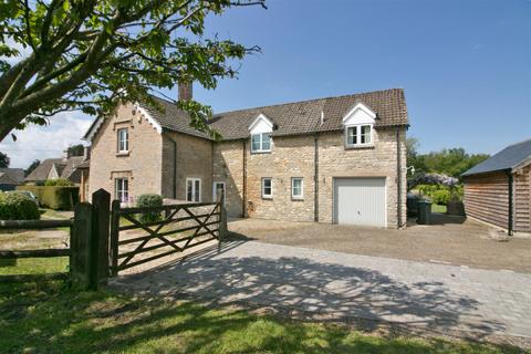 5 bed property, in Park Street, £975,000