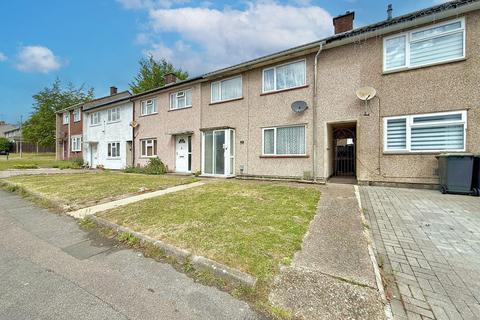 3 bed property, in Beadlow Road, £310,000