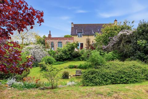 4 bed property, in Church Road, £850,000
