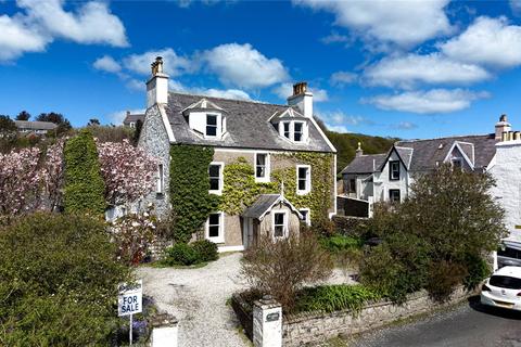 4 bed property, in Inglenook, £375,000