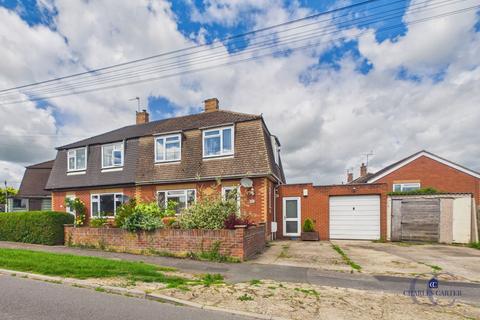 3 bed property, in York Road, £210,000