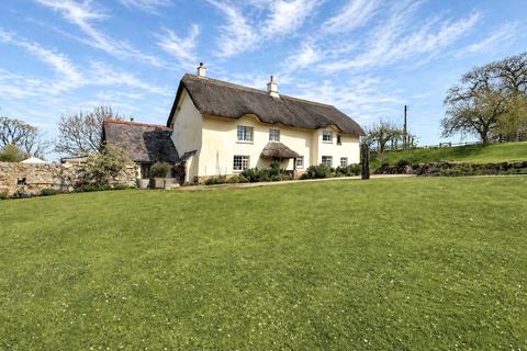 6 bed property, in Exbourne, £2,000,000