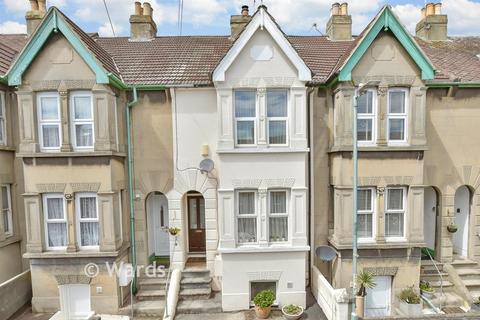 3 bed property, in St. George's Road, £270,000