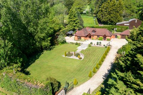 5 bed property, in Parklands, £1,075,000