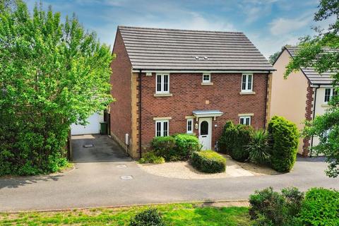 4 bed property, in Gallt Y Ddrudwen, £330,000