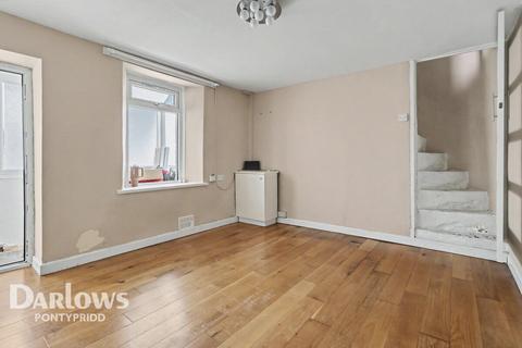 2 bed property, in Old Park Terrace, £130,000