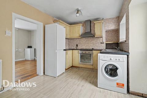 2 bed property, in Old Park Terrace, £130,000