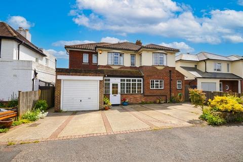 4 bed property, in Seabrook Grove, £675,000